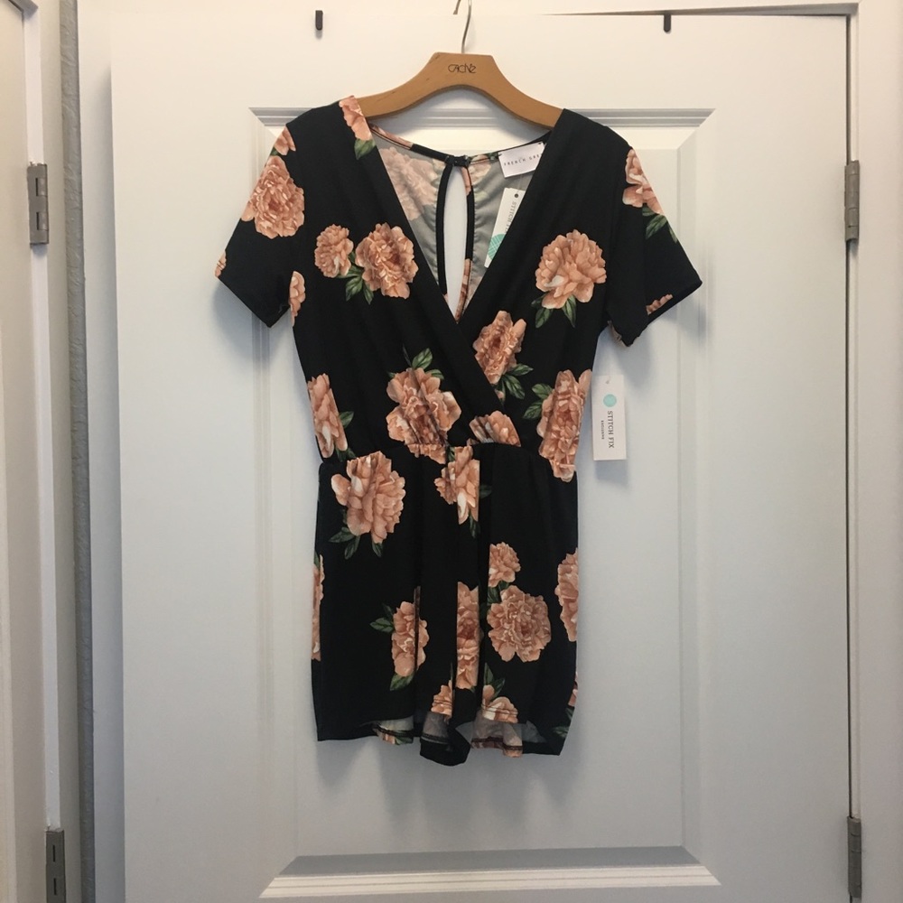 NWT FRENCH GREY STITCH FIX floral romper